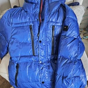 Tommy Hilfiger Vibrant Blue Puffer Jacket
